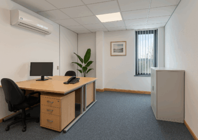 2 desk external office.